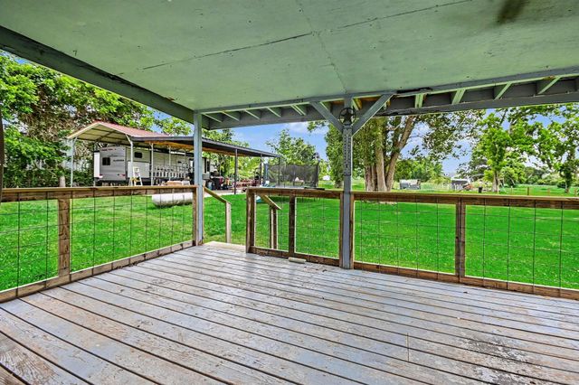 7771 County Road 400, Brazoria, TX 77422