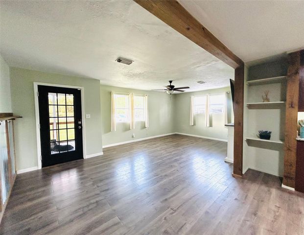 7771 County Road 400, Brazoria, TX 77422