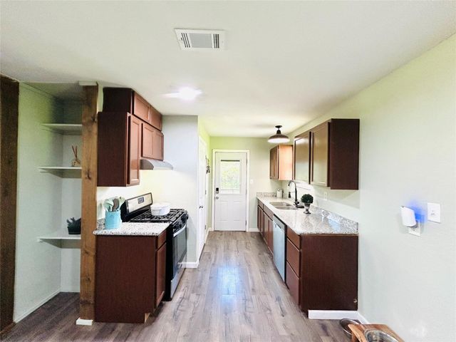 7771 County Road 400, Brazoria, TX 77422