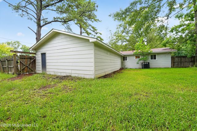 4305 Old Brandon Road, Pearl, MS 39208