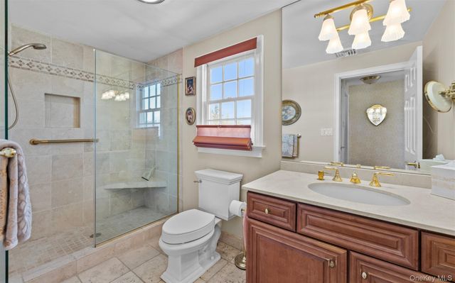 22 Peninsula Drive, Sag Harbor, NY 11963
