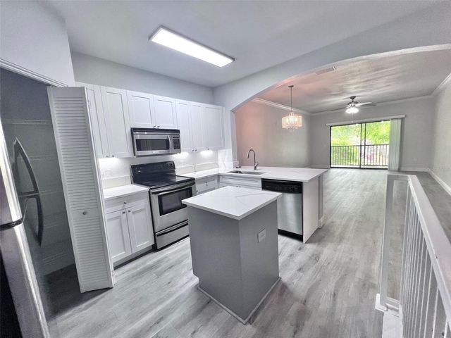 2250 PORTOFINO PLACE 23-023, Palm Harbor, FL 34683