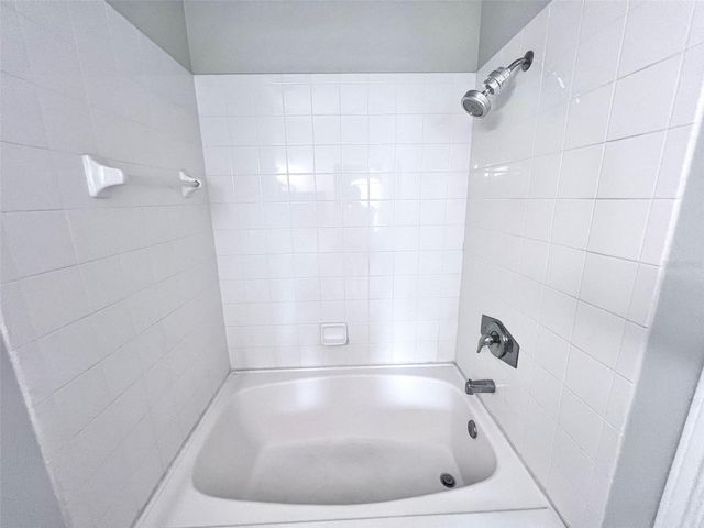 2250 PORTOFINO PLACE 23-023, Palm Harbor, FL 34683