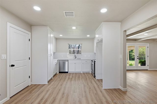 32186 E 723 Road, Wagoner, OK 74467