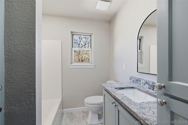 32186 E 723 Road, Wagoner, OK 74467