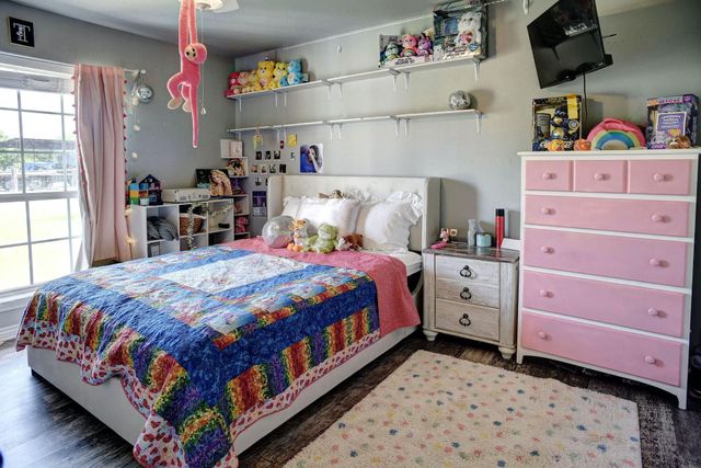 1940 County Road 335, Shiner, TX 77984