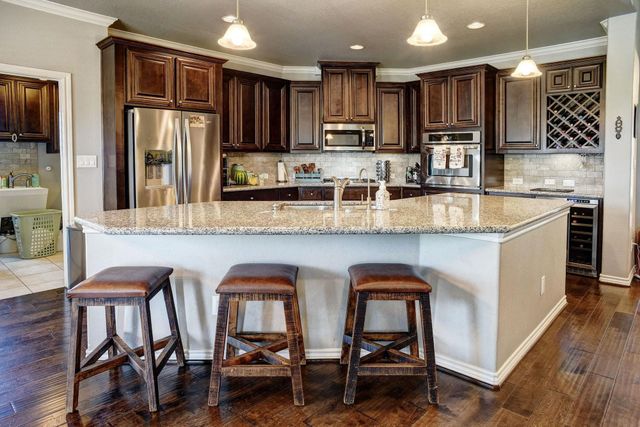 1940 County Road 335, Shiner, TX 77984