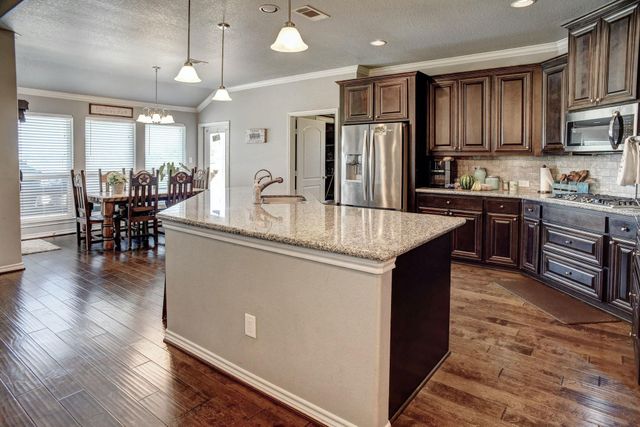 1940 County Road 335, Shiner, TX 77984