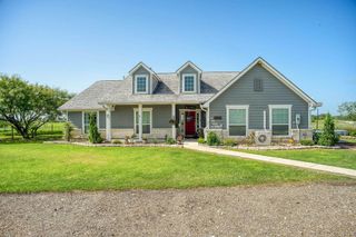 1940 County Road 335, Shiner, TX 77984