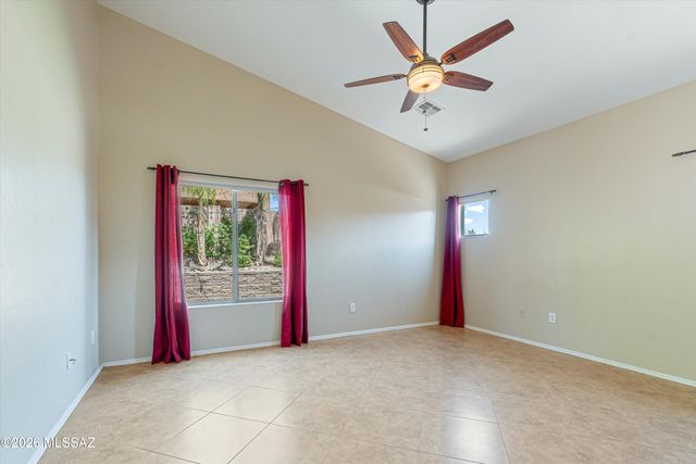 622 W Tremolo Lane, Oro Valley, AZ 85737