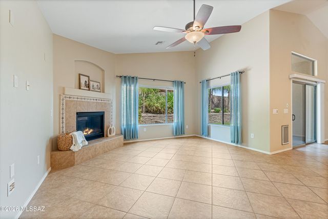 622 W Tremolo Lane, Oro Valley, AZ 85737