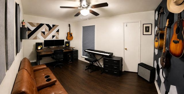 12810 Indianapolis Street, Houston, TX 77015