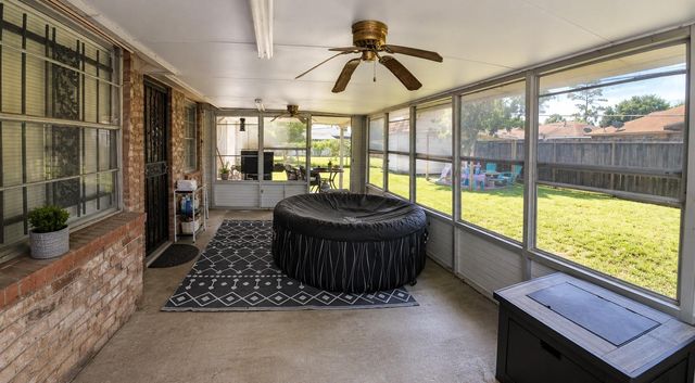 12810 Indianapolis Street, Houston, TX 77015