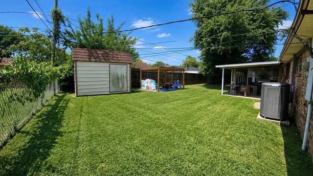 12810 Indianapolis Street, Houston, TX 77015