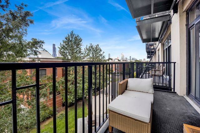 1525 S Sangamon Street 307, Chicago, IL 60608