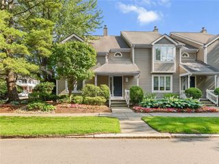 189 Laurel Avenue, Providence, RI 02906