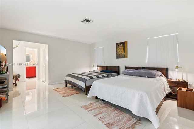 314 NE 85th St, El Portal, FL 33138