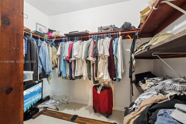 314 NE 85th St, El Portal, FL 33138