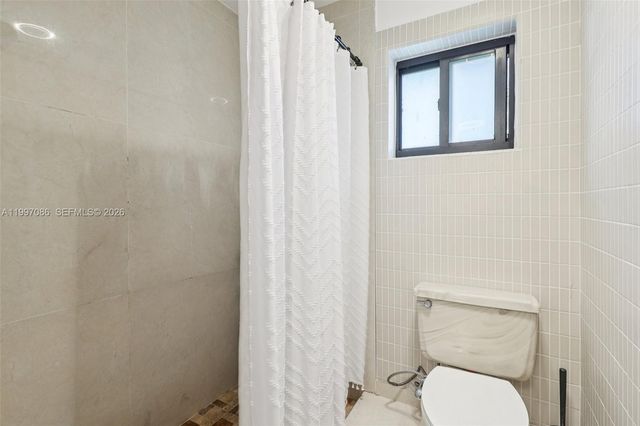 314 NE 85th St, El Portal, FL 33138