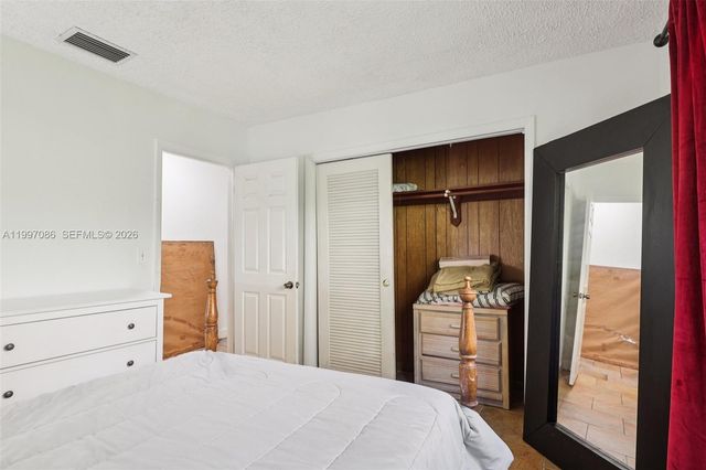 314 NE 85th St, El Portal, FL 33138