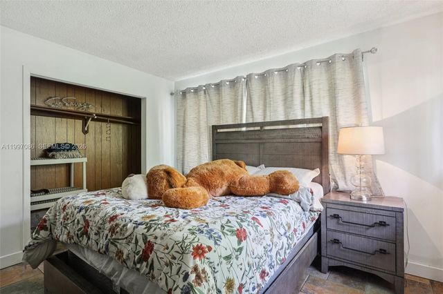 314 NE 85th St, El Portal, FL 33138