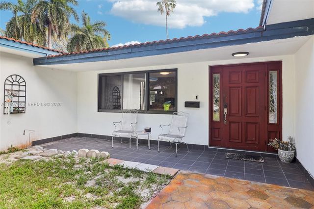 314 NE 85th St, El Portal, FL 33138