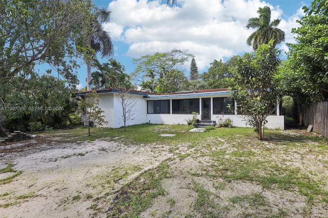 314 NE 85th St, El Portal, FL 33138
