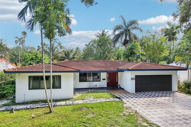 314 NE 85th St, El Portal, FL 33138