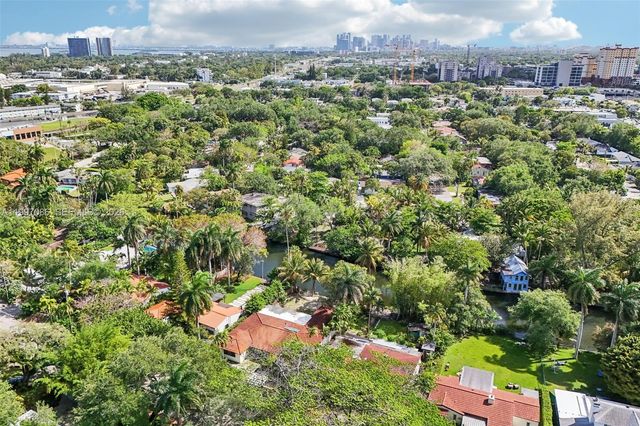 314 NE 85th St, El Portal, FL 33138