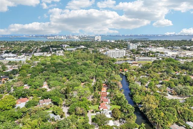 314 NE 85th St, El Portal, FL 33138