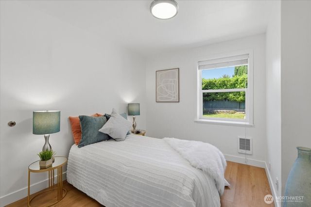 11515 26th Avenue SW, Seattle, WA 98146