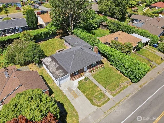 11515 26th Avenue SW, Seattle, WA 98146