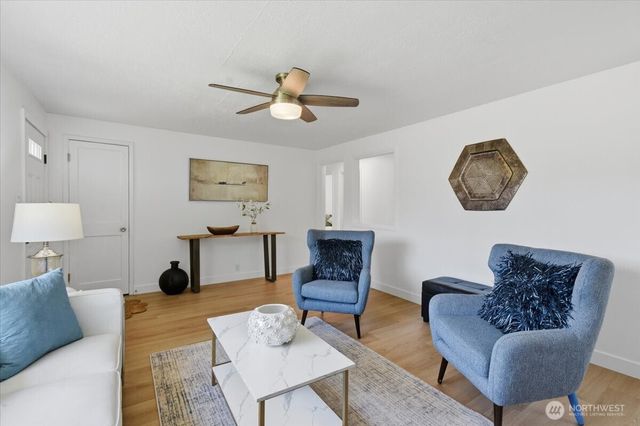 11515 26th Avenue SW, Seattle, WA 98146