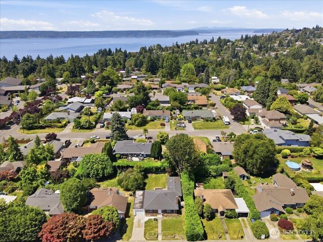 11515 26th Avenue SW, Seattle, WA 98146