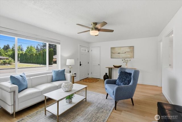 11515 26th Avenue SW, Seattle, WA 98146