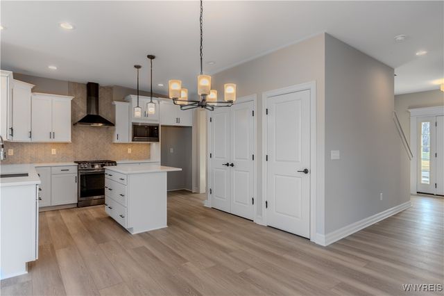 5151 Bridle Path Lane, Lewiston, NY 14092