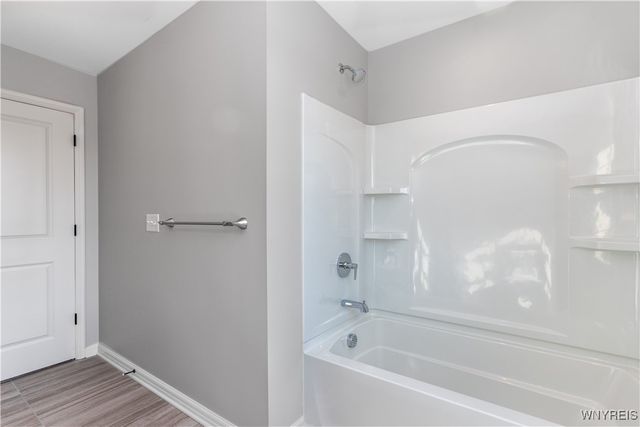 5151 Bridle Path Lane, Lewiston, NY 14092