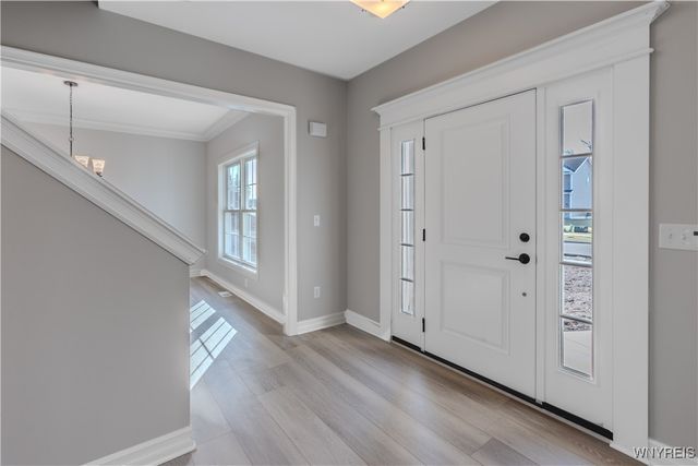 5151 Bridle Path Lane, Lewiston, NY 14092