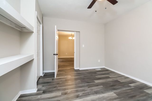 823 Collins Ave, Highland Park, PA 15206