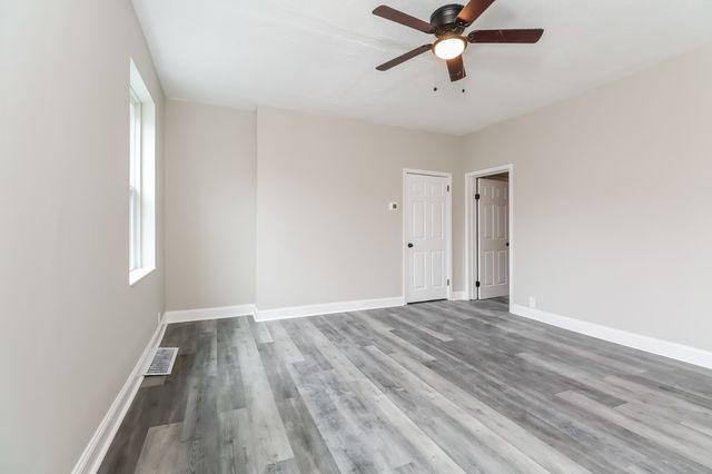 823 Collins Ave, Highland Park, PA 15206