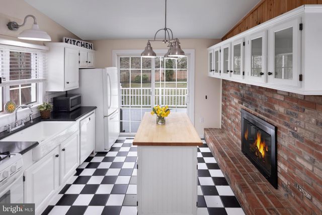 41 TITUS AVE, Lawrence Township, NJ 08648