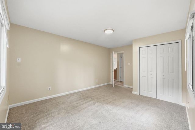 8402 SLEEPY HOLLOW RD, Fort Washington, MD 20744