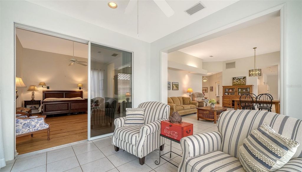 Image 15 of property listing at 3799 MIRA LAGO DRIVE, Sarasota, FL 34238