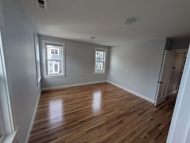 27 Orange Street 1, Boston, MA 02131