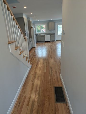 27 Orange Street 1, Boston, MA 02131