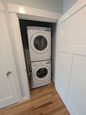 27 Orange Street 1, Boston, MA 02131