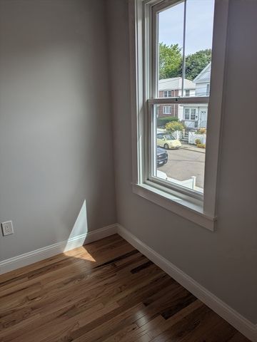 27 Orange Street 1, Boston, MA 02131