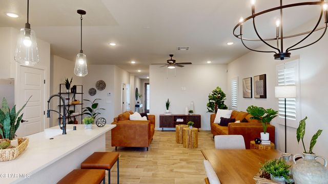 11865 Artekale Place, El Paso, TX 79934