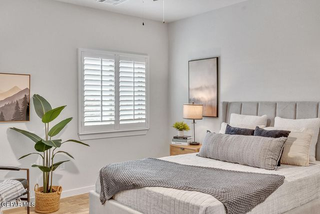 11865 Artekale Place, El Paso, TX 79934