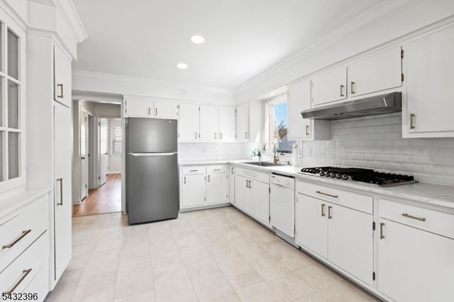 663 Mountain Ave, Springfield Twp., NJ 07081